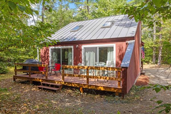 46 Mason DR, Tamworth, NH 03886