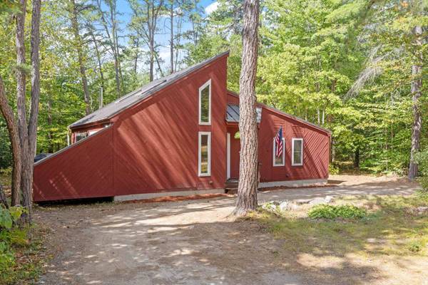 46 Mason DR, Tamworth, NH 03886