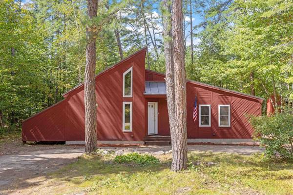 46 Mason DR, Tamworth, NH 03886