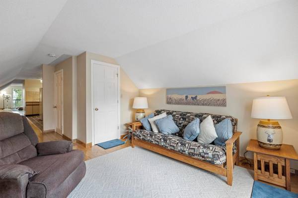 38 Lake Shore DR #10, Moultonborough, NH 03254