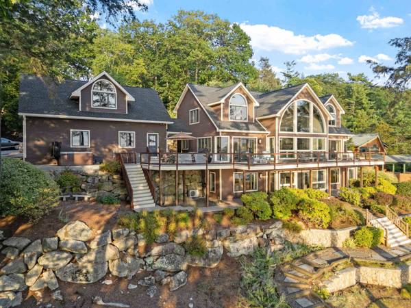 19 Alderberry LN, Moultonborough, NH 03254