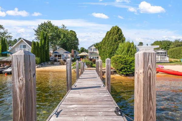 38 Lake Shore DR #10, Moultonborough, NH 03254