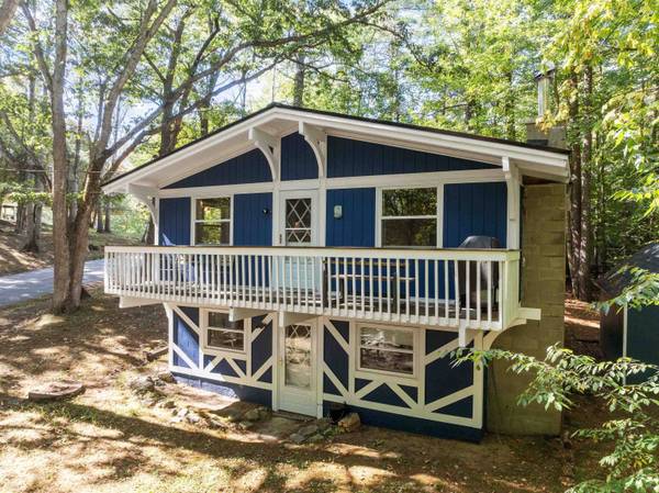 88 Suissevale AVE, Moultonborough, NH 03254