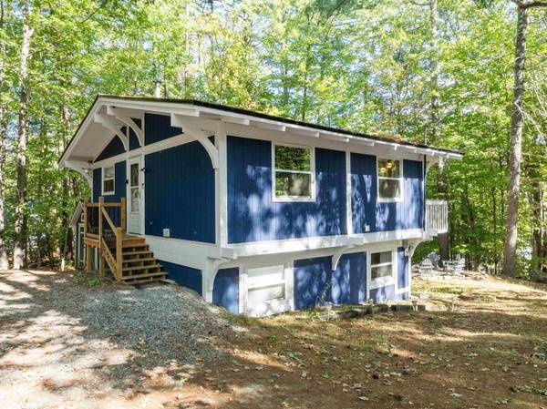 88 Suissevale AVE, Moultonborough, NH 03254