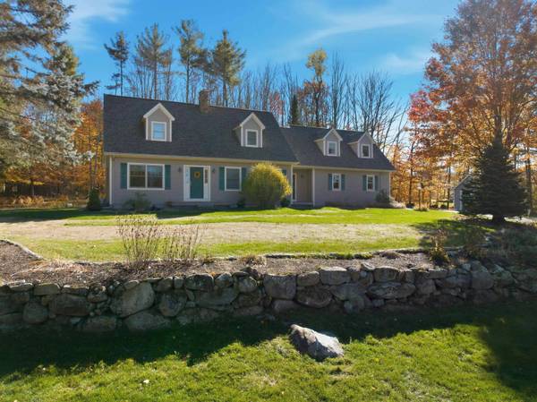 5 Clover Ridge RD, Meredith, NH 03253