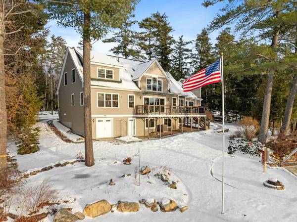 214 Krainewood DR, Moultonborough, NH 03254