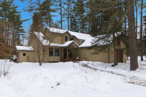 67 Hoyt Mill RD, Moultonborough, NH 03254