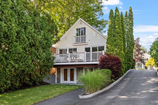 38 Lake Shore DR #10, Moultonborough, NH 03254