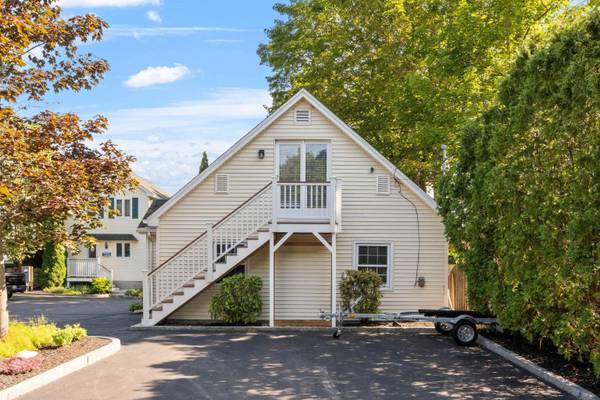 38 Lake Shore DR #10, Moultonborough, NH 03254