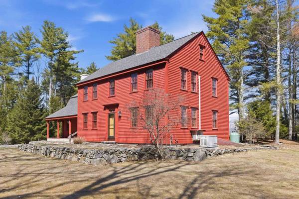 29 Kona Farm RD, Moultonborough, NH 03254