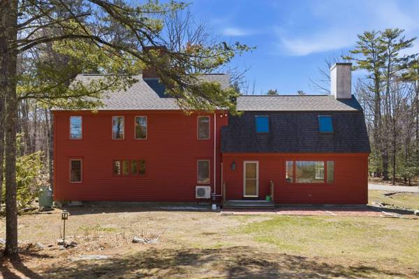 29 Kona Farm RD, Moultonborough, NH 03254