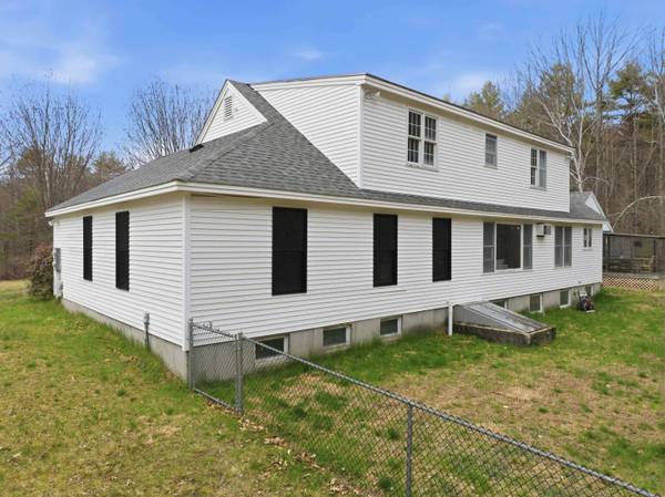 66 Lyford RD, Brookfield, NH 03872