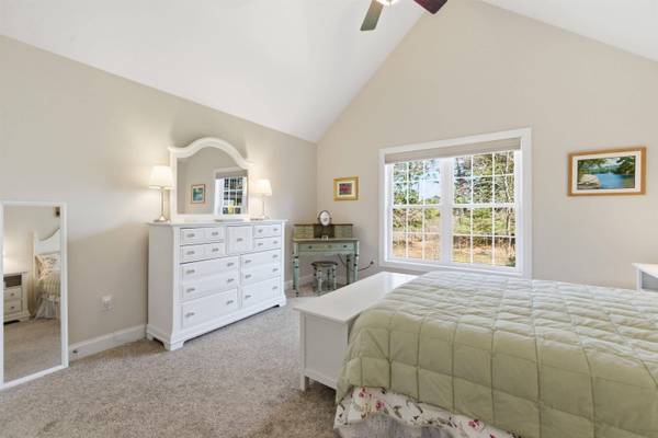 110 Sterling DR, Laconia, NH 03246