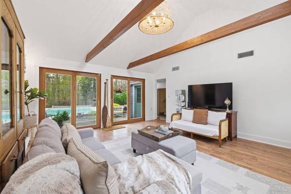 2671 Parade RD, Laconia, NH 03246