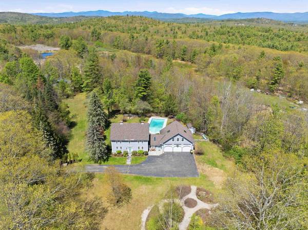 2671 Parade RD, Laconia, NH 03246