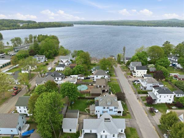 68 Whipple AVE, Laconia, NH 03246