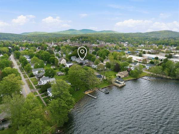 68 Whipple AVE, Laconia, NH 03246