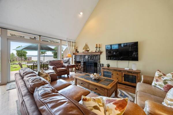 4 Portside DR #3, Moultonborough, NH 03254