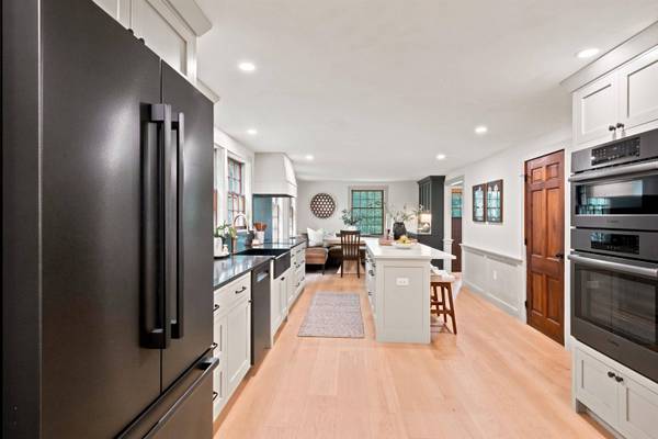 125 Lee RD, Moultonborough, NH 03254