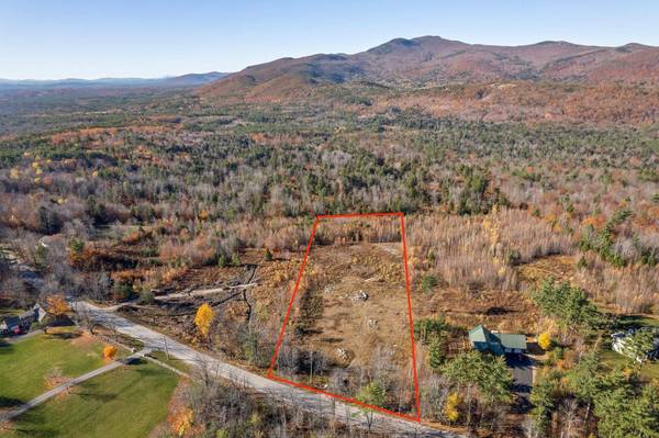 32 Durgin RD, Tuftonboro, NH 03816