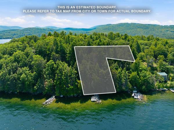 23 Diamond IS, Gilford, NH 03249
