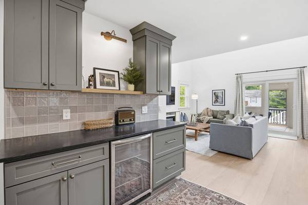 234 Paradise DR, Moultonborough, NH 03254