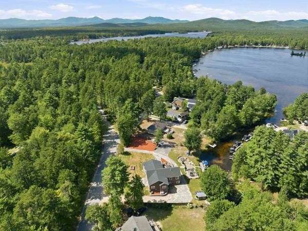 32 Leavitt RD, Ossipee, NH 03814