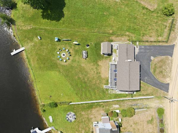165 Georgetown DR, Barnstead, NH 03225