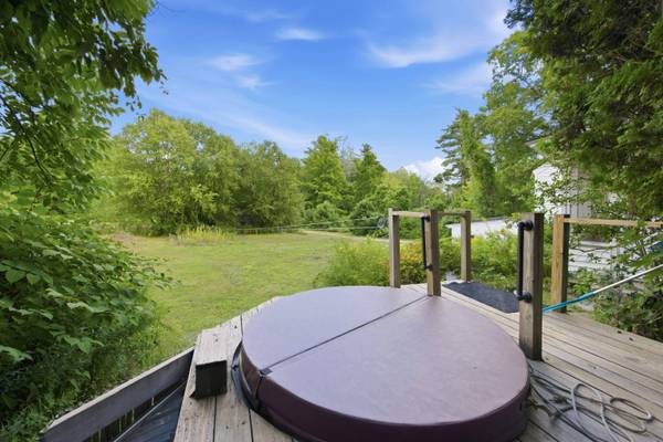 314 Sheridan RD, Moultonborough, NH 03253