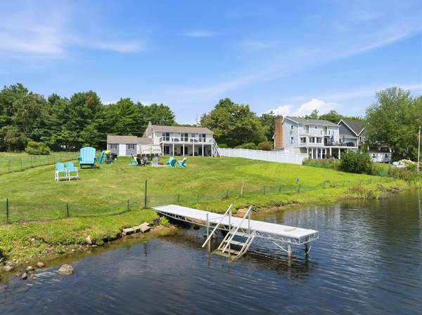 165 Georgetown DR, Barnstead, NH 03225