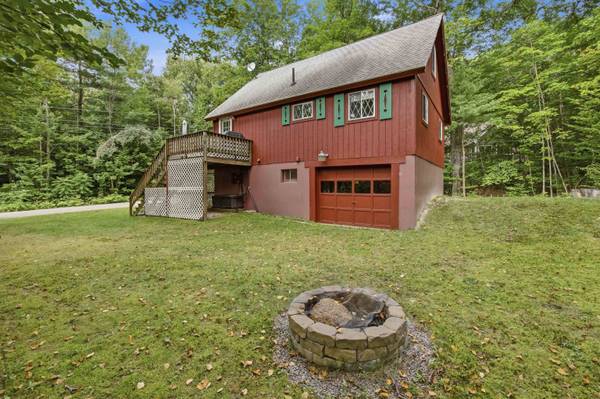 38 Mountain View DR, Moultonborough, NH 03254