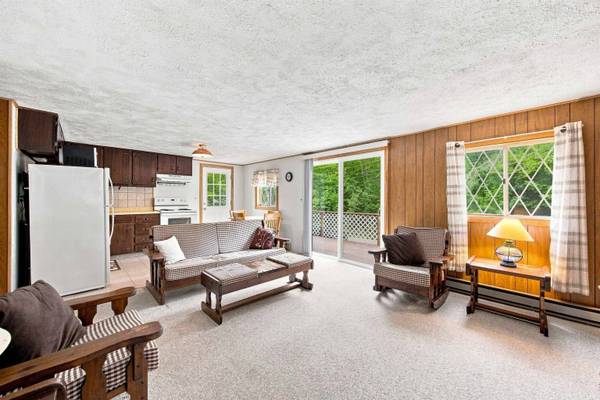 38 Mountain View DR, Moultonborough, NH 03254