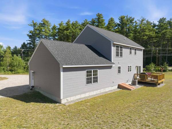 188 Mountain RD, Tuftonboro, NH 03816