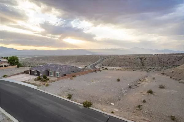 2333 Jo Ann AVE, Bullhead City, AZ 86442
