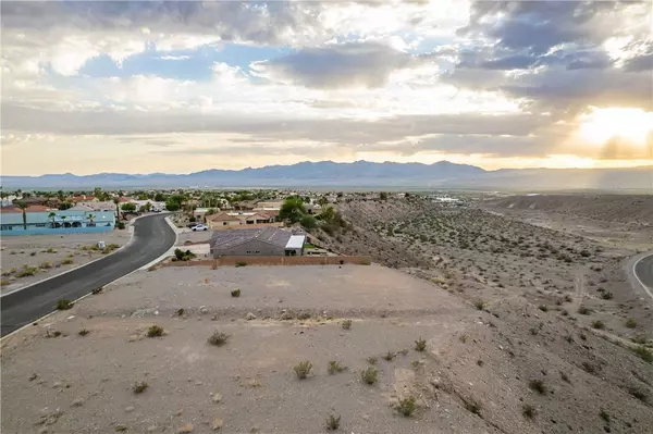 2333 Jo Ann AVE, Bullhead City, AZ 86442