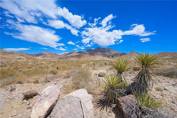 1 Silver Creek RD, Oatman, AZ 86433