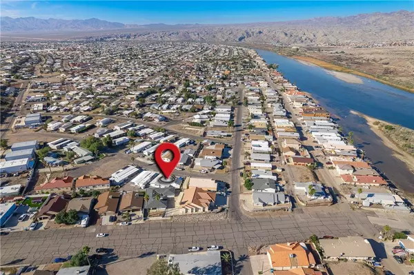 1364 Tuthill LN, Bullhead City, AZ 86442