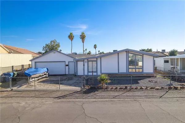 1364 Tuthill LN, Bullhead City, AZ 86442