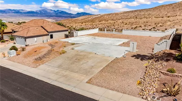 2941 La Paloma DR, Bullhead City, AZ 86429