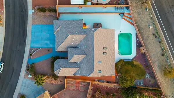 2516 Whispering Ridge DR, Bullhead City, AZ 86442