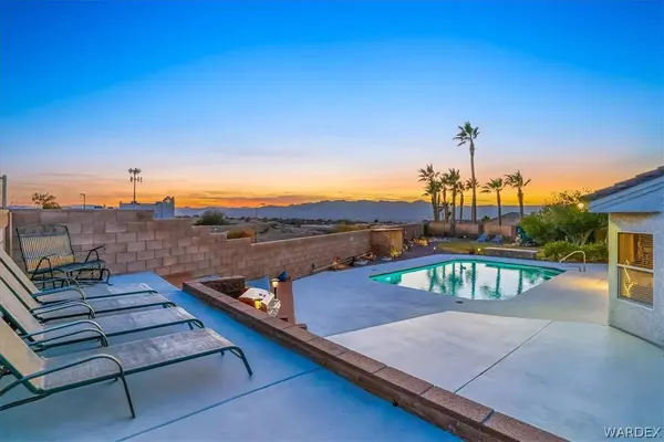 2516 Whispering Ridge DR, Bullhead City, AZ 86442