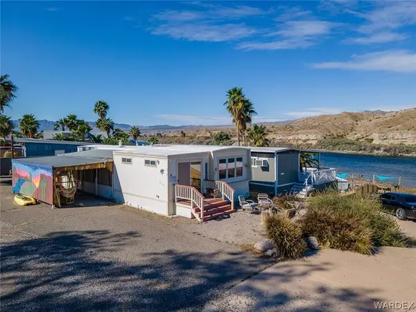 1621 Hwy 95 #37, Bullhead City, AZ 86442