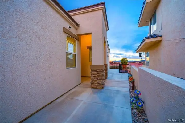 434 Whitewater DR, Bullhead City, AZ 86442