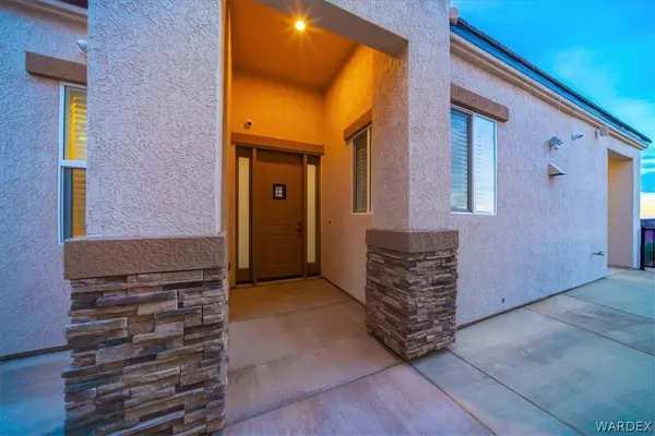 434 Whitewater DR, Bullhead City, AZ 86442