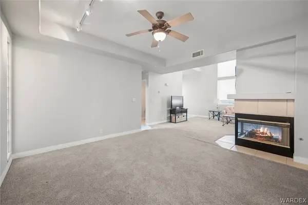 1825 E Shore Villas DR #28, Bullhead City, AZ 86442