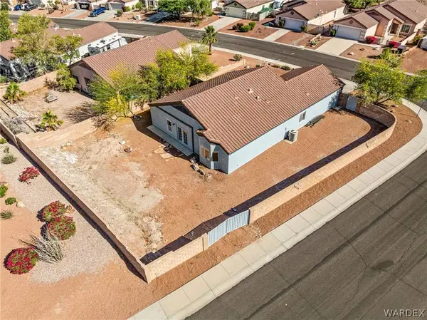 2394 Columbus DR, Bullhead City, AZ 86442