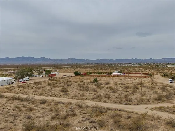 4616 W Supai DR, Golden Valley, AZ 86413
