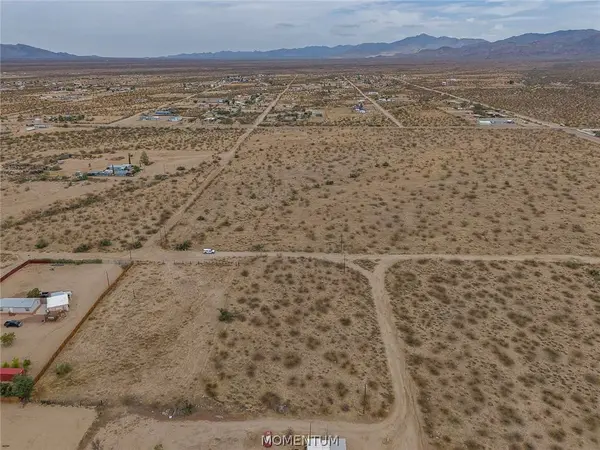 4616 W Supai DR, Golden Valley, AZ 86413