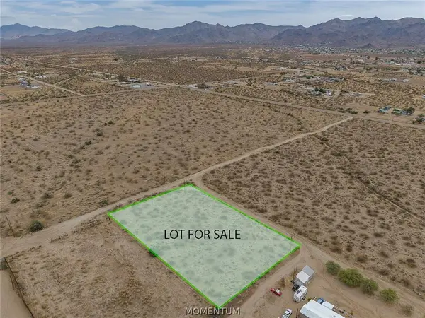 4616 W Supai DR, Golden Valley, AZ 86413