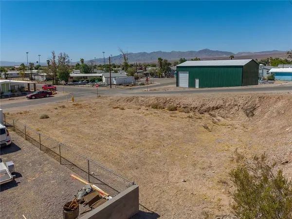 901 Swan DR, Bullhead City, AZ 86442